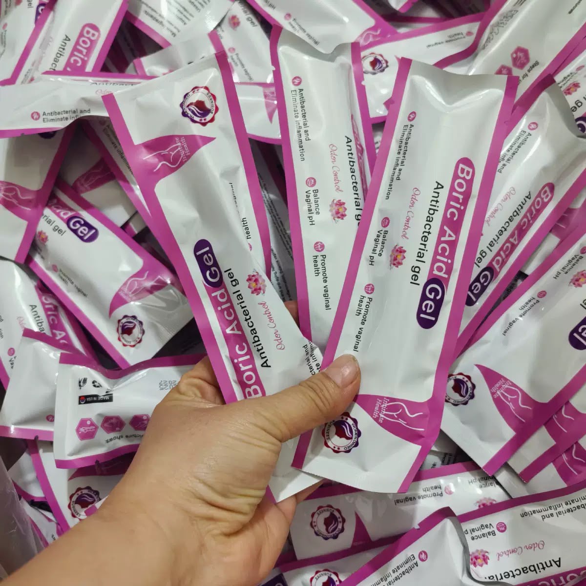 Boric acid gel